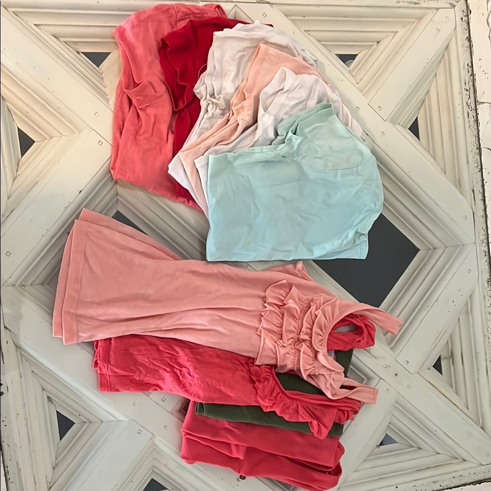 Colorful Sleeveless Tops Collection